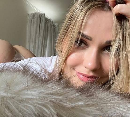 DISPONIBLE POUR TOUT VOS SERVICES SEXUELS EN ALMENARA DE ADAJA