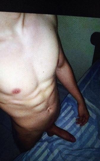 DOTADO CON SABER ESTAR BUSCANDO CHICA O PAREJA EN CANOVELLES