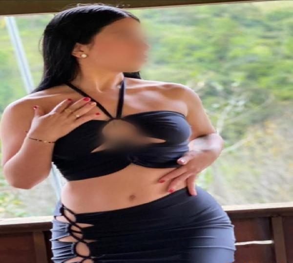 DULCE TENTACION CON COÑO APRETADITO Y BABOSO EN XÀBIA