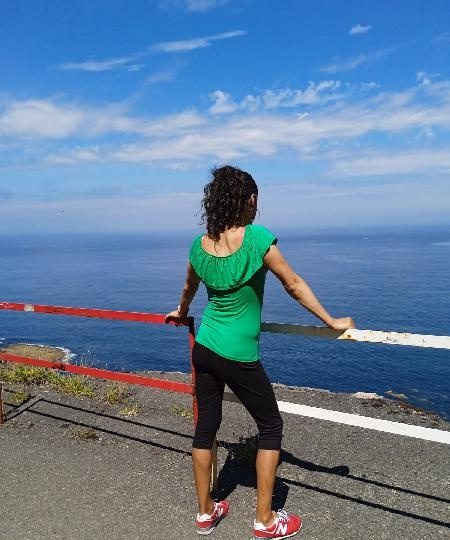 ERIKA TRANS ESPAÑOLA PARTICULAR DELGADA SOLA SITIO PRIVADO REAL NACIONAL EN REINOSA