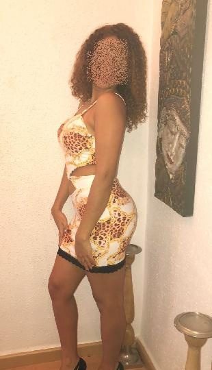 ESCUPO TU POLLA Y TE LA CHUPO DE LUJO EN VALENCIA