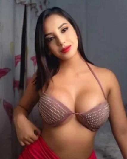 ESTOY SUPER CACHONDA Y ANSIOSA POR EL SEXO. * * * * EN BERLANGA