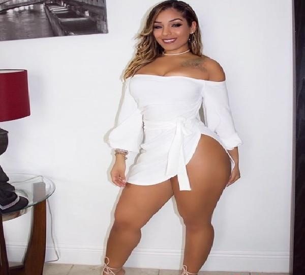 EXÓTICA RUBIA, CACHONDA EN VALLADOLID