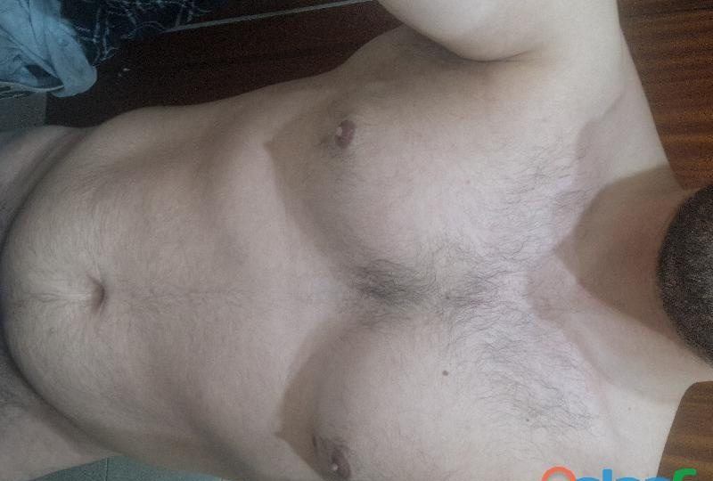 FIESTA BLANCA ESTA NOCHE BUSCO MUJERES PAREJA O PAREJA BI EN TARRAGONA