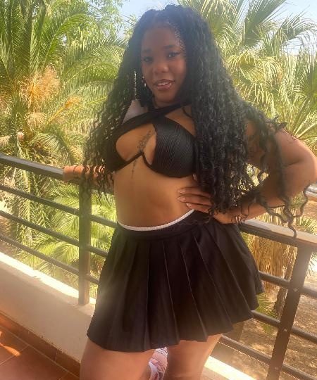 GORDITA NATURAL Y SEXY MULATA HAGO DE TODO EN ESPAÑA