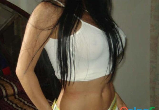 GUAPA CON BUENAS CURVAS Y BUENAS TETAS*/* EN BECERRIL DE CAMPOS