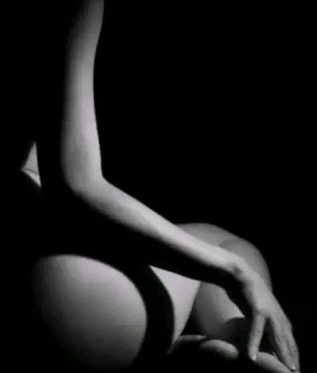 HERMOSA LATINA TE BUSCA EN ESPAÑA