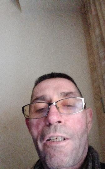 HOLA ? BUSCO SEXO GRATIS ? EN VALENCIA