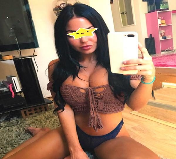 HOLA CARIÑO QUIERO FOLLAR CON UNA BUENA POLLA EN GIRONA