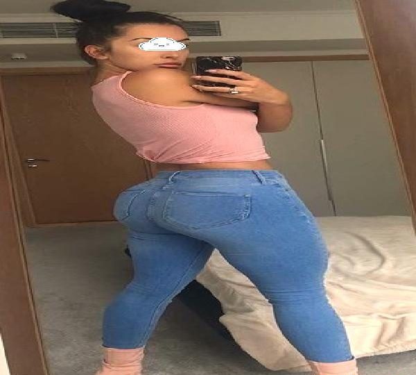 HOLA CIELO SOY LUCIA UNA CHICA JOVEN DULCE Y MUY APASIONADA LLAMAME EN BARCELONA