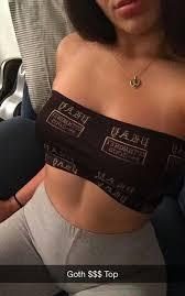 HOLA ENCANTO SOY LUCIA UNA CHICA DELICIOSA CON GANAS DE TI LLAMAME