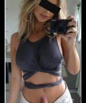 HOLA GUAPO SOY TRANS Y ME ENCANTAN LOS CHICOS MORBOSOS LLAMAME EN MADRID