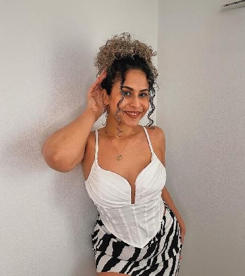 HOLA LADISSA DE ESPAÑA EN NOGUERA DE ALBARRACÍN