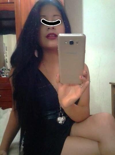 HOLA SOY CELESTE UNA CHICA SUMISA DONDE DONDE ME ORDENARAS QUE TE HAGA EL AMOR LLAMAME EN CÁDIZ