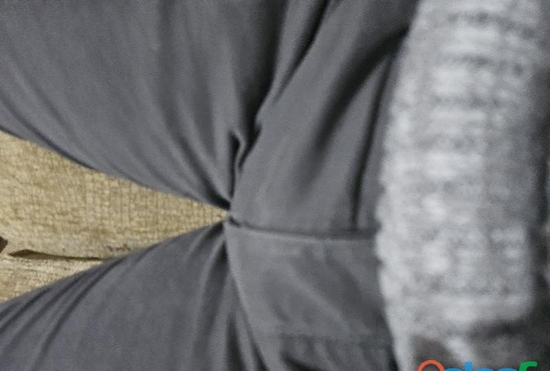 HOLA SOY UN CHICO MORENO DOTADO