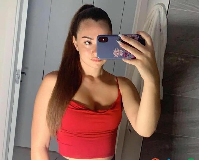 HOLA SOY YULISA LLÁMAME EN ESPAÑA