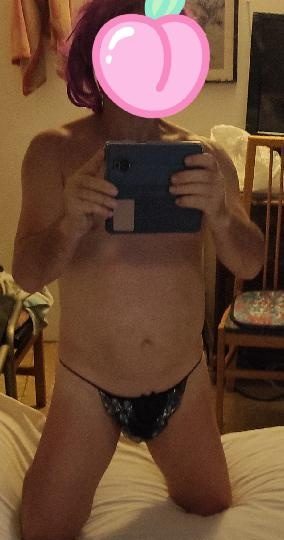 HOMBRE A VECES CD BUSCAN CD O TRANS EN BARCELONA