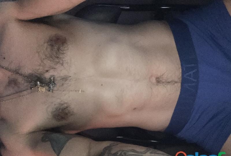 HOMBRE DE 30 AÑOS CON POLLA PARA TODAS EN ALBACETE