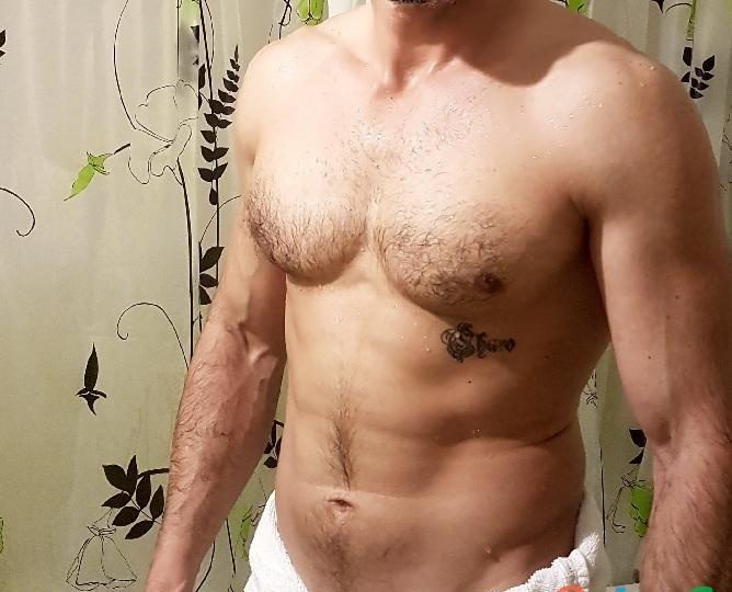 HOMBRE MADURO BUSCA UNA MUJER PARA ENCUENTROS