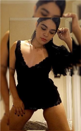 JAKELINE CON BOCA CHUPADORA SACA LECHE EN XÀBIA