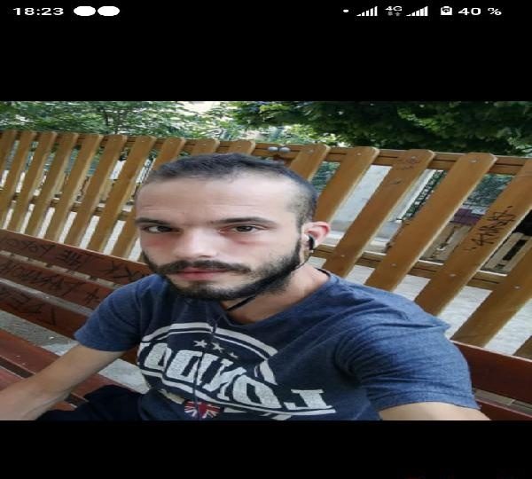 JOVEN BUSCA MADURA EN VALENCIA