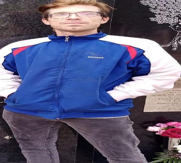 JOVEN ESPAÑOL PARA TI EN LLEIDA