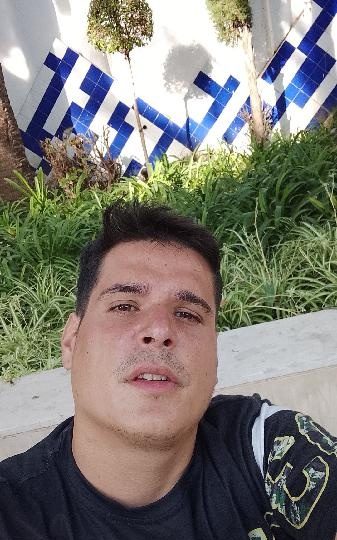 JOVEN MAMA RABO A DELGADOS FIBRADOS O MARROQUIES EN MARBELLA