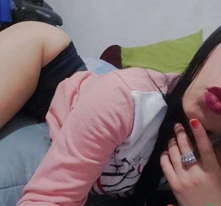 JOVENCITA BESOS CON LENGUA Y FRANCÉS NATURAL* EN BERRUECES