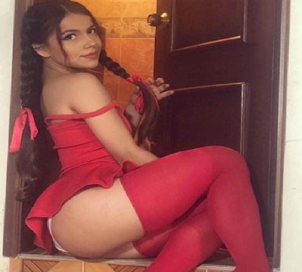 JUGUETONA Y VICIOSA CON BONITO CUERPO. EN VIZCAYA EN ARACALDO