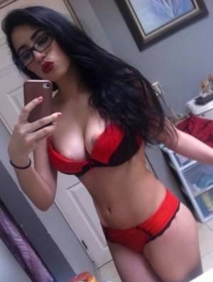 KARLA SOY UNA MUJER MUY DOMINANTE,/ / / / EN BOIRO