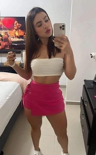 LATINA CACHONDA CON GANAS DE SEXO ¡! ¡! EN ALMÓCITA