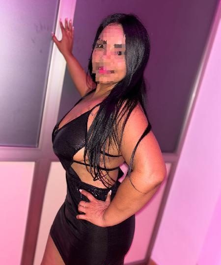 LATINA FOGOZA CON GANAS DE POLLA EN XÀBIA