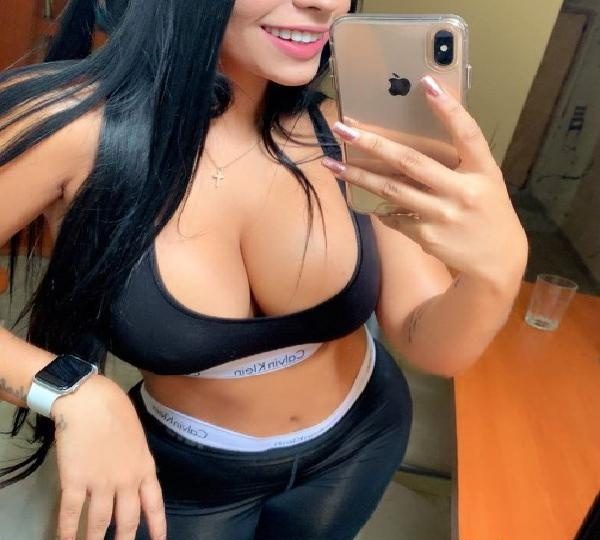 LATINA MUY VICIOSA Y ADICTIVA! QUIERES CONOCERME? ¡?¡?¡? EN ARCOS DE LA SIERRA