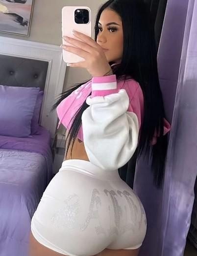 */LÍNEA ERÓTICA CHICA AMATEUR/* EN BOIRO