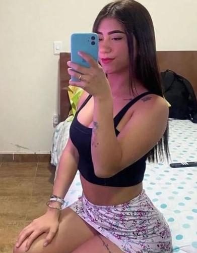 LORENA UNA LATINA DE CURVAS NATURALES ! EN SIERO