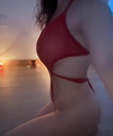 LUNA. MASAJISTA ERÓTICA EN MÉRIDA EN BADAJOZ