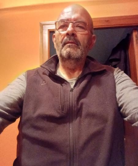 MADURITO DOMINANTE BUSCO MAMÁ E HIJA SUMISAS EN GIRONA