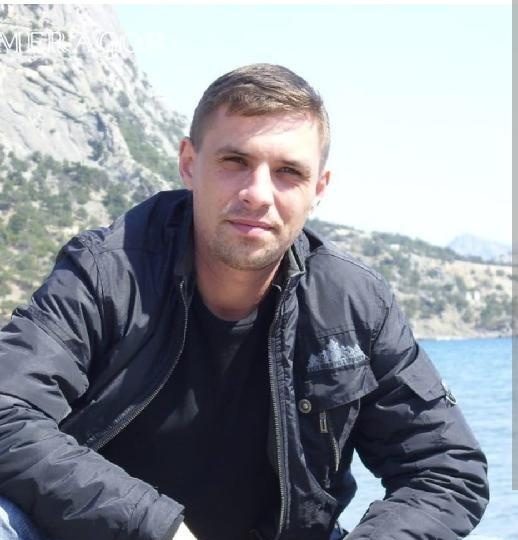 MADURITO GUAPO DISCRETO BUSCA CHOCO JOVEN O CD