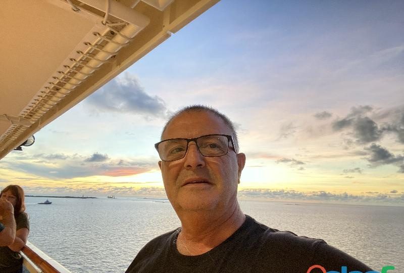 MADURO ESPAÑOL ,BUSCO MUJER UCRANIANA PARA PAREJA ESTABLE EN MONT ROIG DEL CAMP