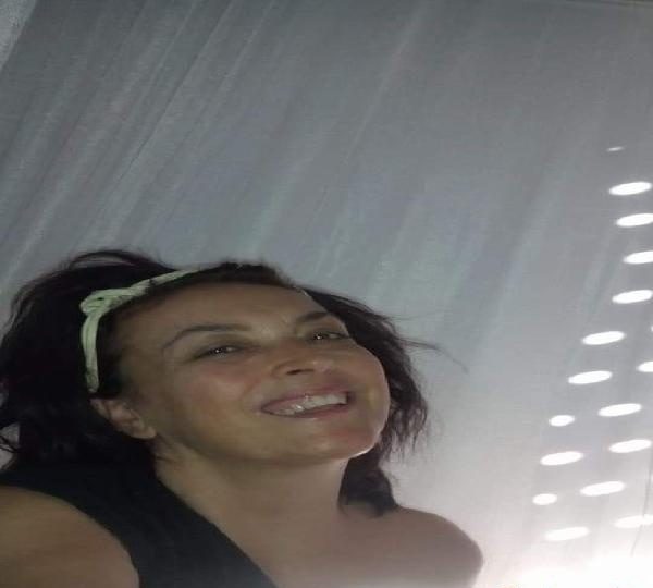 MAGNIFICA ENCARGADA,CON 15 AÑOS DE EXPERIENCIA EN LORCA