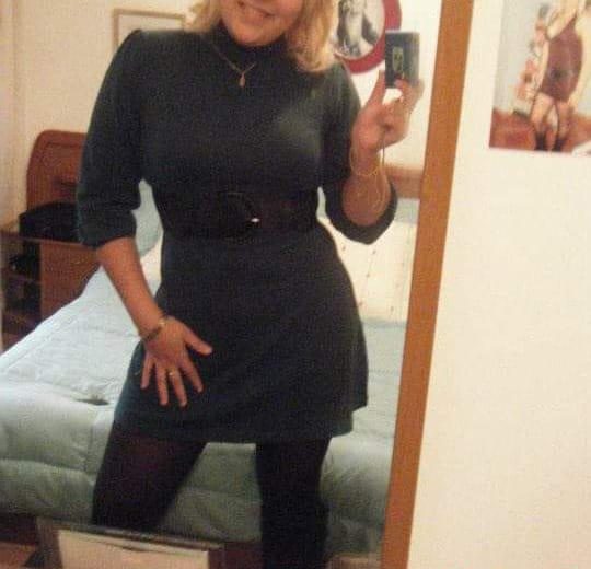 MARIA BRASILEÑA EN A BAÑA