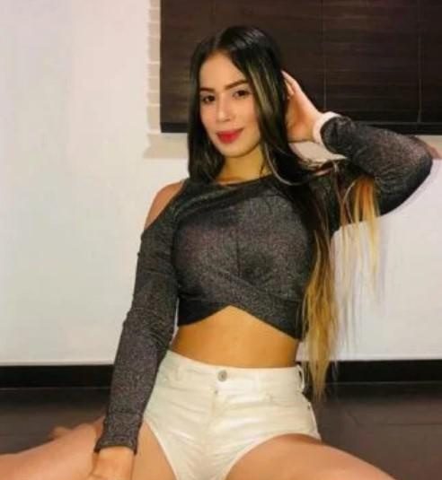 ME ENCANTA QUE ME FOLLEN SALVAJE,* * * * EN ALDEAQUEMADA