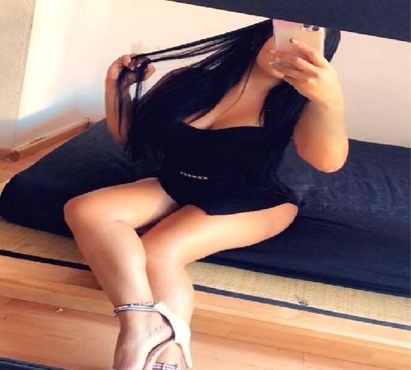 ME GUSTA SENTIRLA BIEN ADENTRO MI COÑO ES MUY GOLOSO EN VALENCIA