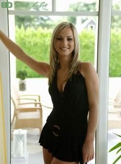 MHOLA SOY NICOLL 33 AÑOS. EXPERTA EN LA SATISFACCIÓN SEXUAL, ME GUSTA VER Y DISFRUTAR DEL PLACER DEL EN AZUQUECA DE HENARES