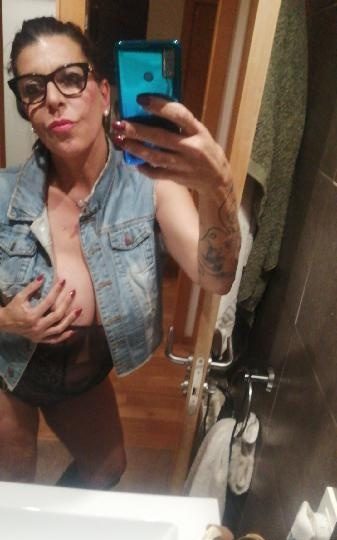 MÍRIAM MORENAZA MADURITA TETONA EN ALTAFULLA