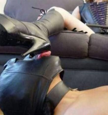 MISTRESS, DOMINATRIX, FEMDOM OURENSE EN XUNQUEIRA DE ESPADANEDO