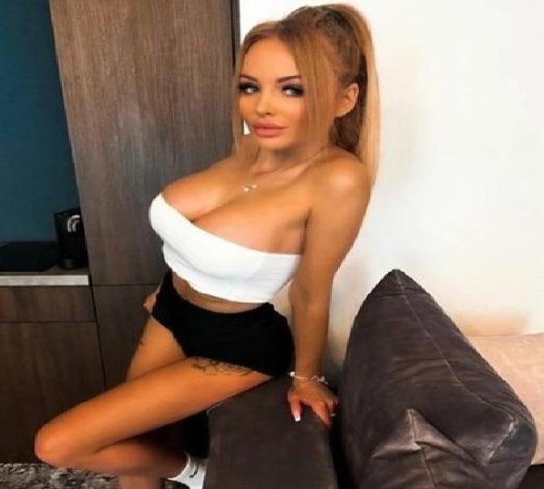 NOVEDAD SOY UNA BOMBA EXPLOSIVA EN SEGOVIA EN ALDEHORNO