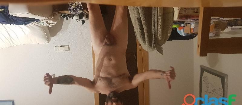 OSCAR DE VALENCIA DOTADO Y FOGOSO BUSCO SEXO CON MUJER EN BONREPÒS I MIRAMBELL