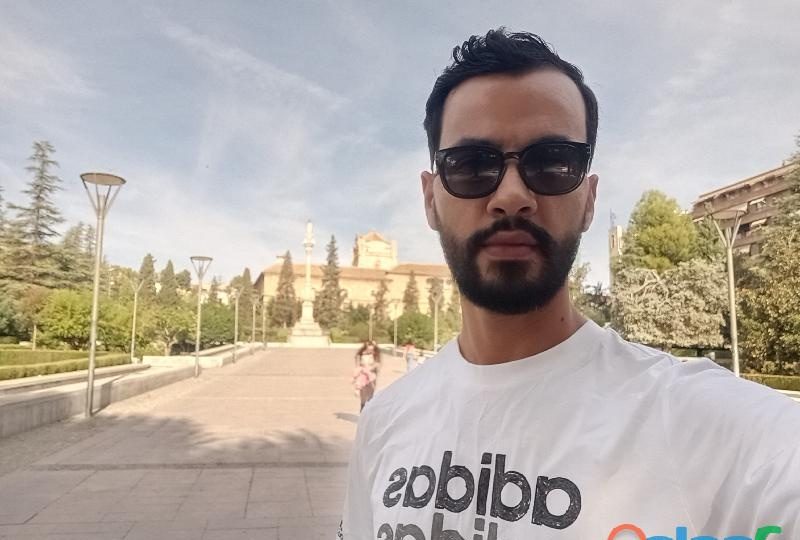 OY UN HOMBRE QUE BUSCA CHICA QUE QUIERA TENER SEXO GRATIS. EN MÁLAGA