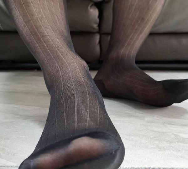 PAGO A MACHO CON PIEZACOS SUDADOS EN MADRID